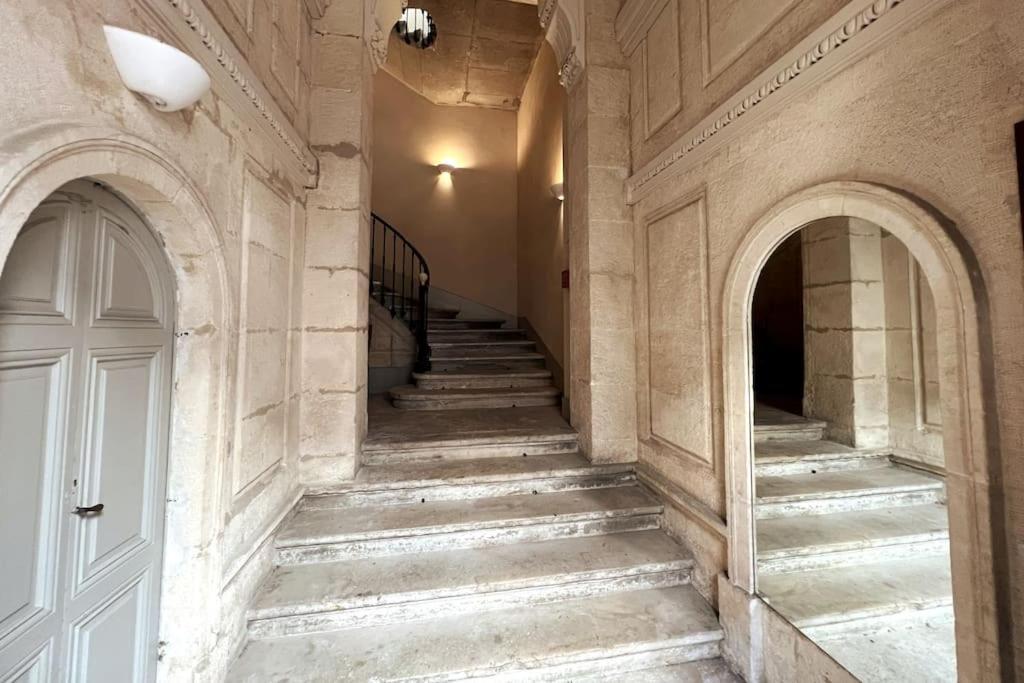 Le Vieux Sextier - Ac Clim - Lumineux - Wifi - Hypercentre Avignon Exterior foto